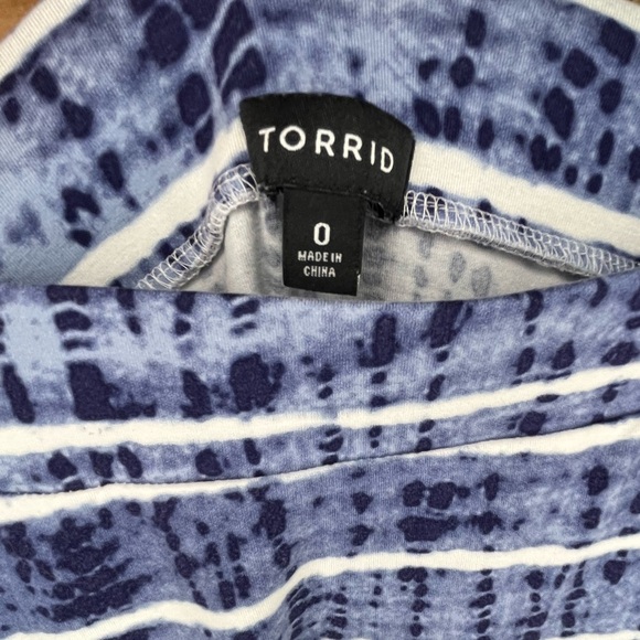Torrid Blue and White Tie Dye Striped A-Line Maxi Skirt Women’s Size 0 - Picture 4 of 5
